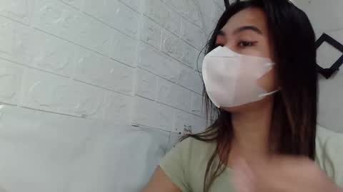 Snapshot of yoshiko_shine chatting on February 2025 01:02:02 AM ASK ME online show from February 2025 01:02:02 AM