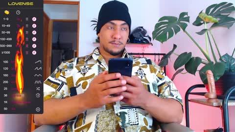 Snapshot of yosoy_enzo2020 chatting on December 2024 03:47:02 AM Enzo online show from December 2024 03:47:02 AM