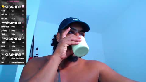 Snapshot of yosoy_enzo2020 chatting on September 2025 03:16:02 AM Enzo online show from September 2025 03:16:02 AM