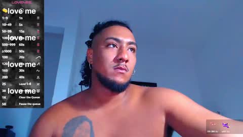 Snapshot of yosoy_enzo2020 chatting on September 2025 12:18:02 PM Enzo online show from September 2025 12:18:02 PM