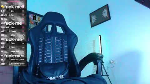 Snapshot of yosoy_enzo2020 chatting on November 2025 05:00:02 AM Enzo online show from November 2025 05:00:02 AM