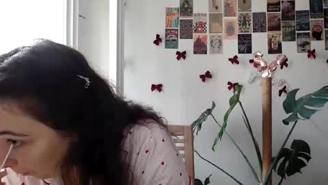 Snapshot of you_aurora chatting on July 2026 04:02:02 PM Aurora online show from July 2026 04:02:02 PM