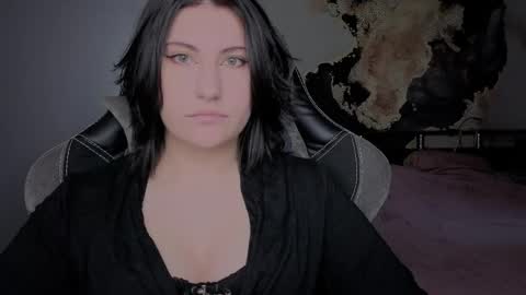Snapshot of you_lika chatting on May 2026 01:54:02 AM Lika online show from May 2026 01:54:02 AM