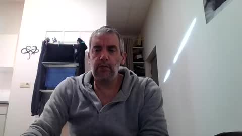 Snapshot of youdeservit chatting on February 2025 08:33:02 AM CrayZio online show from February 2025 08:33:02 AM