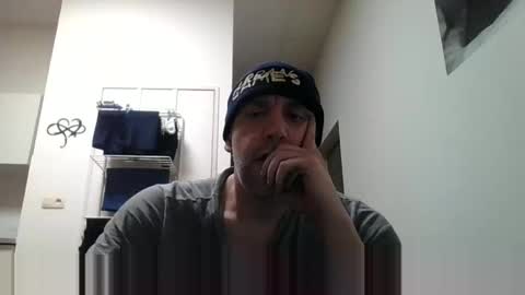 Snapshot of youdeservit chatting on March 2025 11:47:02 PM CrayZio online show from March 2025 11:47:02 PM