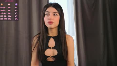 Snapshot of younotwrongdude chatting on February 2026 08:51:01 AM Viola online show from February 2026 08:51:01 AM