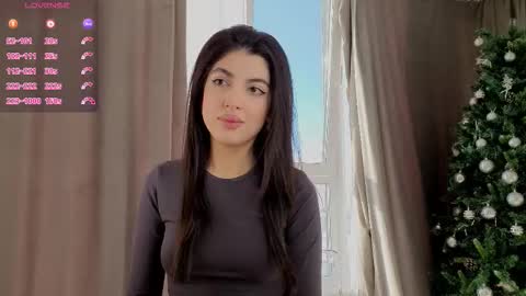 Snapshot of younotwrongdude chatting on February 2026 07:03:02 AM Viola online show from February 2026 07:03:02 AM