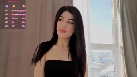 Snapshot of younotwrongdude chatting on February 2026 07:15:01 AM Viola online show from February 2026 07:15:01 AM