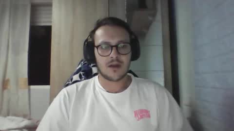 A... online show from November 2025 09:46:02 PM