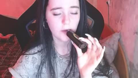 your_8a8y online show from November 2025 11:45:01 AM