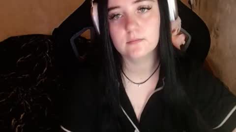 your_8a8y online show from January 2026 04:18:01 AM