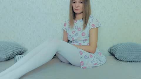 Lily online show from January 2025 10:37:02 AM