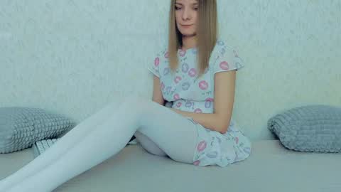 Lily online show from January 2025 09:08:02 AM