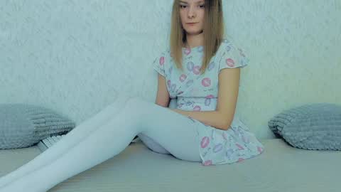 Lily online show from January 2025 10:48:02 AM