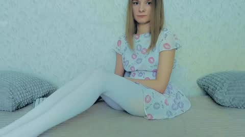 Lily online show from January 2025 12:49:02 PM