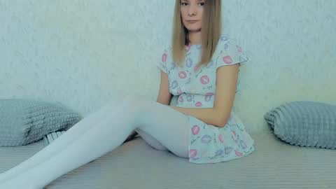 Lily online show from January 2025 11:28:02 AM