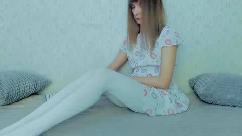 Lily online show from February 2025 05:22:01 AM