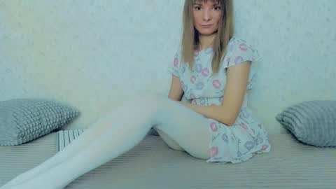 Lily online show from February 2025 12:24:01 PM