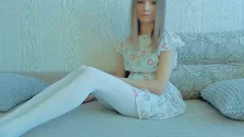 Lily online show from March 2025 07:10:01 AM