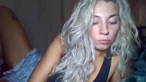 your_fav1 online show from September 2025 01:27:01 AM