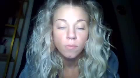 your_fav1 online show from November 2025 08:28:01 AM