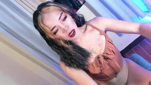 Snapshot of your_girl_yeka chatting on June 2026 08:50:01 AM your_girl_yeka online show from June 2026 08:50:01 AM
