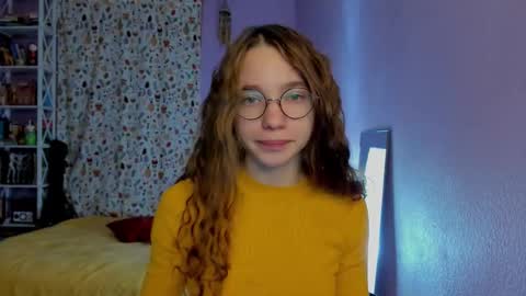 Leslie online show from November 2025 01:32:02 PM