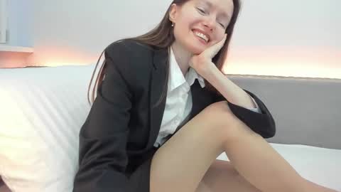 Snapshot of your_librarian chatting on February 2026 06:30:01 PM Your Librarian online show from February 2026 06:30:01 PM