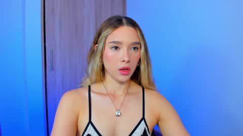 your_little_ online show from December 2024 11:05:02 AM