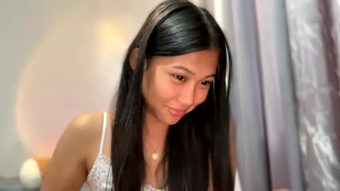 your_lovely_millan online show from May 2026 04:51:01 AM