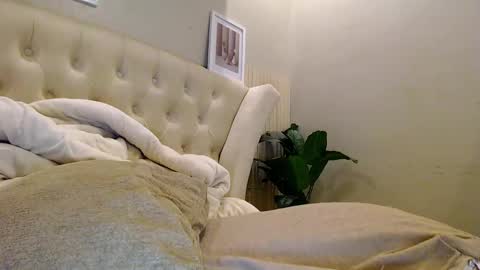 Snapshot of your_pov chatting on February 2026 06:17:01 AM Lena online show from February 2026 06:17:01 AM