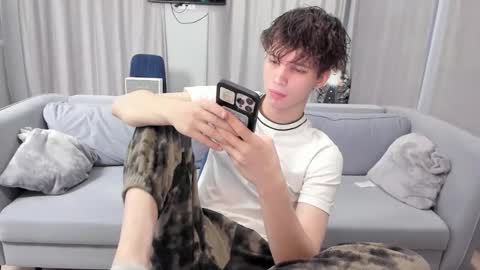 your_shy_guy online show from January 2025 07:45:02 AM