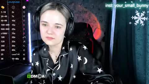 Snapshot of your_small_bunny chatting on February 2026 02:10:01 AM Molly online show from February 2026 02:10:01 AM