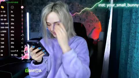 Snapshot of your_small_bunny chatting on May 2026 02:41:02 AM Molly online show from May 2026 02:41:02 AM