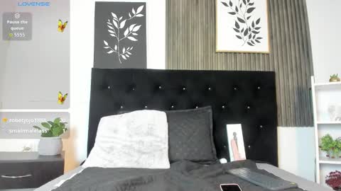 Snapshot of your_submissive_ chatting on November 2025 08:31:01 PM your_submissive_ online show from November 2025 08:31:01 PM