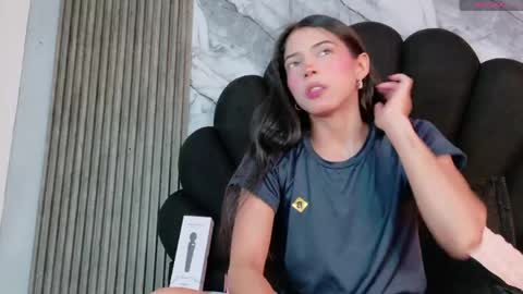 your_submissive_ online show from May 2026 07:21:01 PM