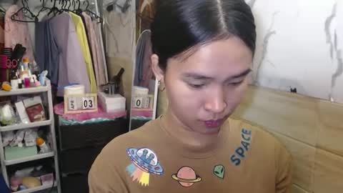 your_twinkletoes18 online show from April 2026 05:55:01 PM