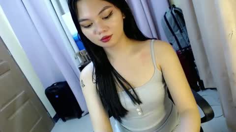 Hi its me Yna online show from December 2024 06:21:01 PM