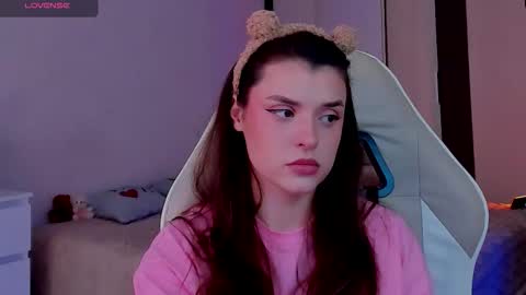 Anikka online show from February 2026 10:23:01 AM