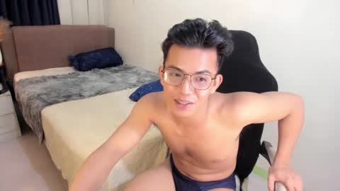 yourasian_bradley online show from March 2025 09:11:02 PM