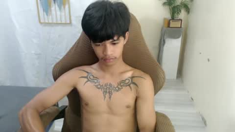 Snapshot of yourasian_eric chatting on June 2026 06:07:01 AM yourasian_eric online show from June 2026 06:07:01 AM