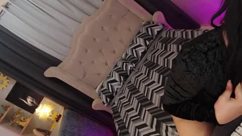 kim online show from March 2025 07:23:01 PM