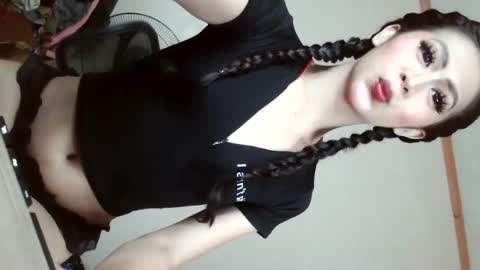 Snapshot of yourbabyriana chatting on January 2025 06:13:02 AM Angel online show from January 2025 06:13:02 AM