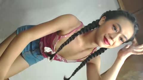 Snapshot of yourbabyriana chatting on September 2025 06:15:02 AM Angel online show from September 2025 06:15:02 AM