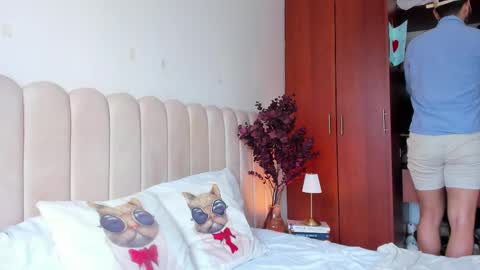 YOURBOYNEXTDOOR online show from October 2025 03:01:01 PM