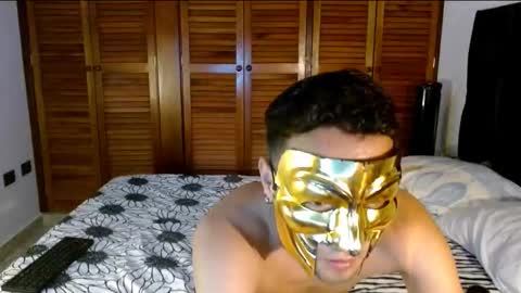 yourcouplehot online show from November 2025 06:01:01 AM