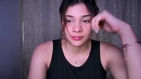 yourcutemolly__ online show from May 2026 06:53:01 AM
