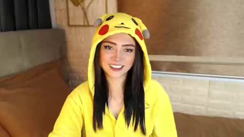 JEN  online show from September 2025 09:20:01 AM