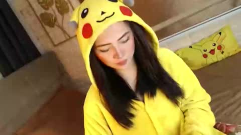 JEN  online show from September 2025 11:01:01 AM