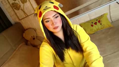 JEN  online show from December 2025 05:57:02 AM